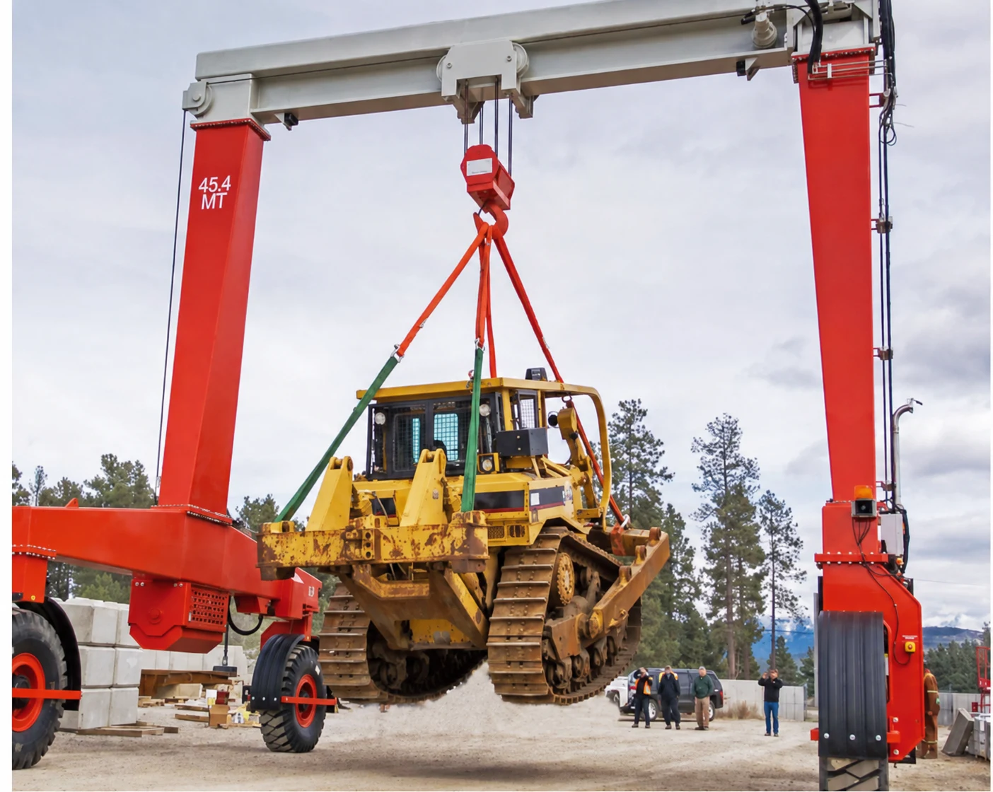 Single-girder rubber-tyred gantry crane — Image 1